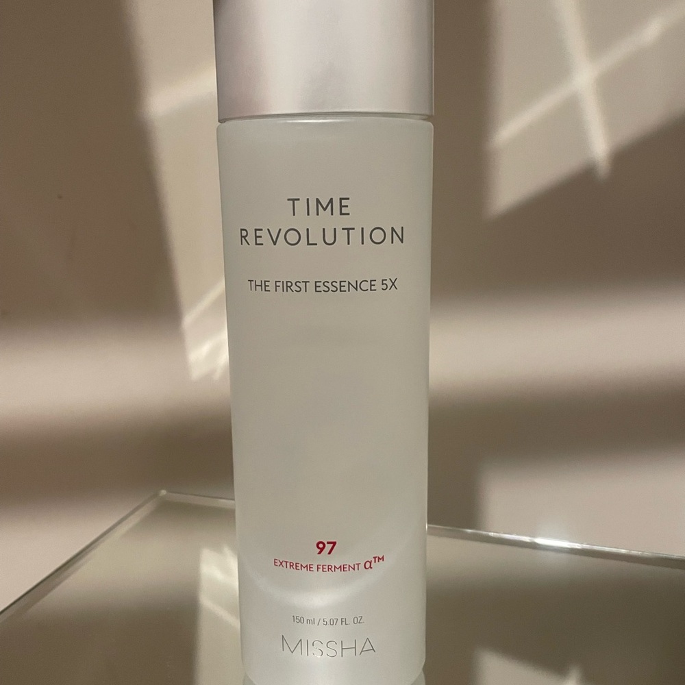 Missha Time Revolution The First Essence 5X - White